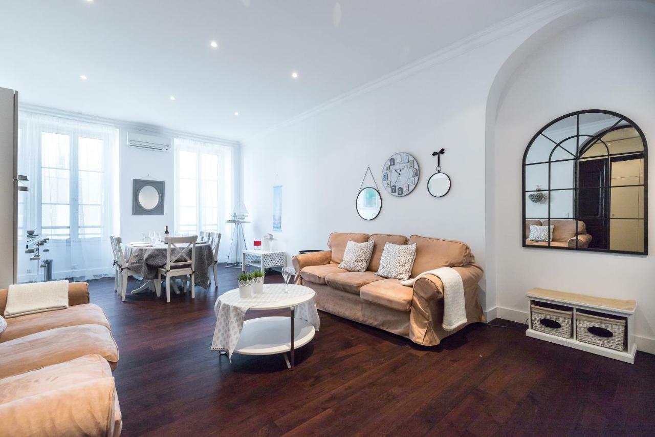 Prestige Apartment, Near The Beaches * Nice